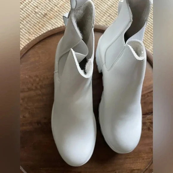 NEW White Chunky Platform Rubber Ankle Boots Size 7 - Picture 4 of 6